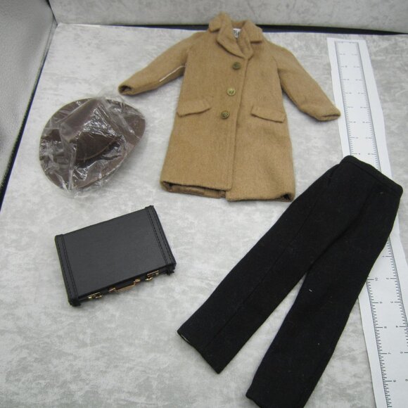 Tonner Matt O'Neill Tailored Luxe Male Fashon 3pc Outfit - Picture 3 of 9